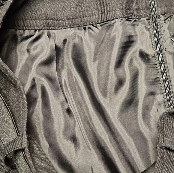 AXCESS By Liz Claiborne Skirt  Sz 6 - Picture 8 of 8